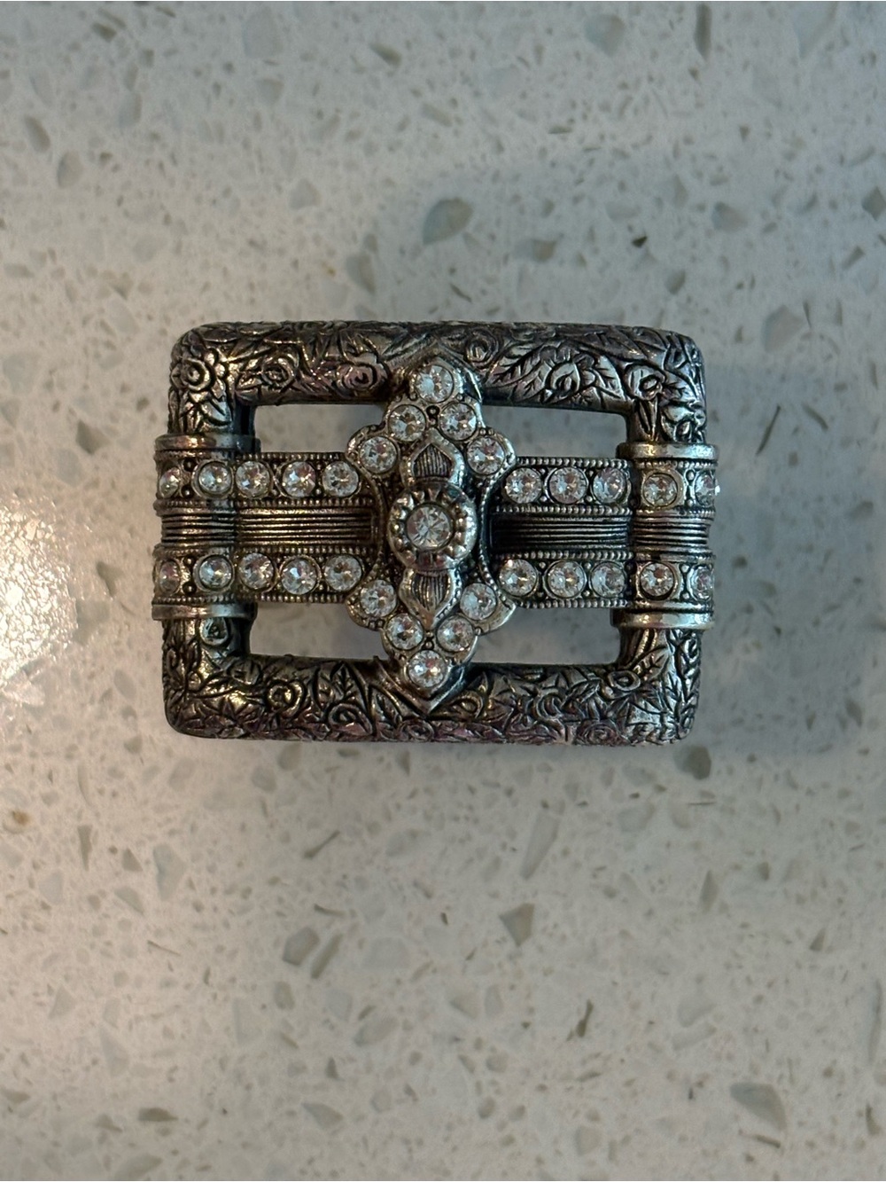 Edgar Berebi Kingsbury 8068 cabinet pull